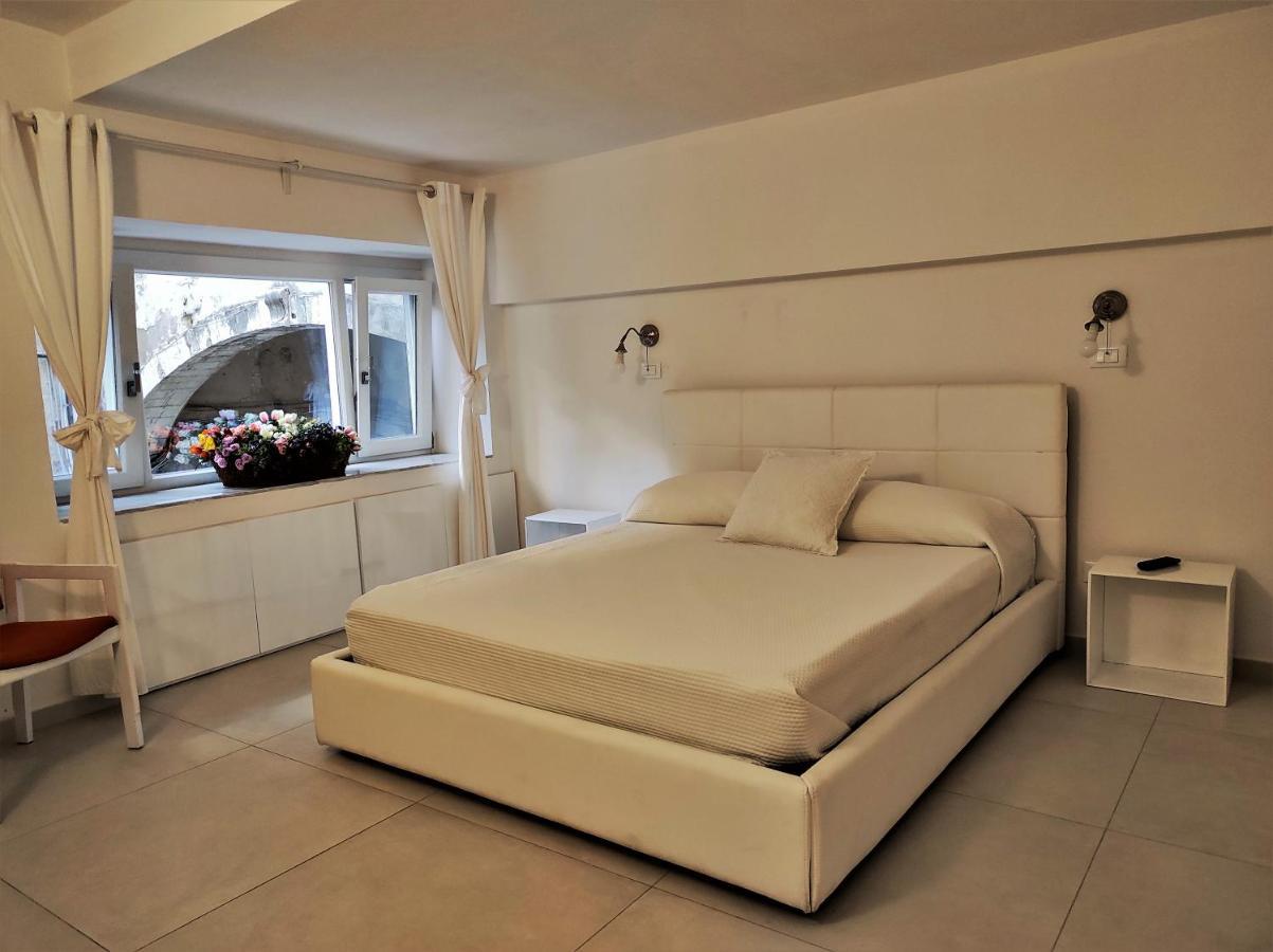 Ortigia Loft Apartment Syracuse Ngoại thất bức ảnh